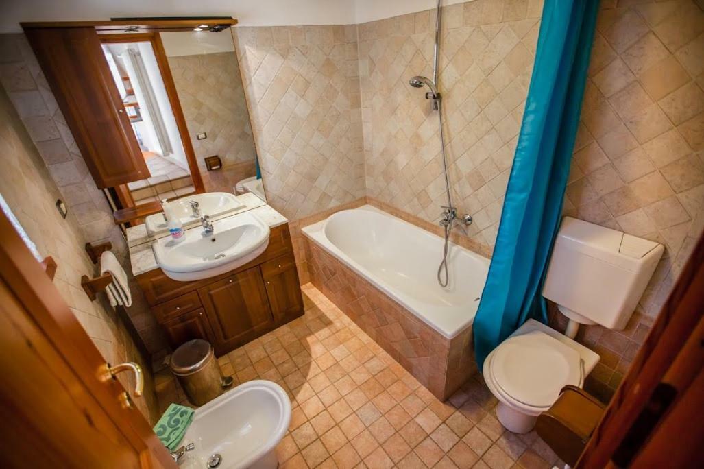 Ferienwohnung Casa Panoramica Aosta Exterior foto